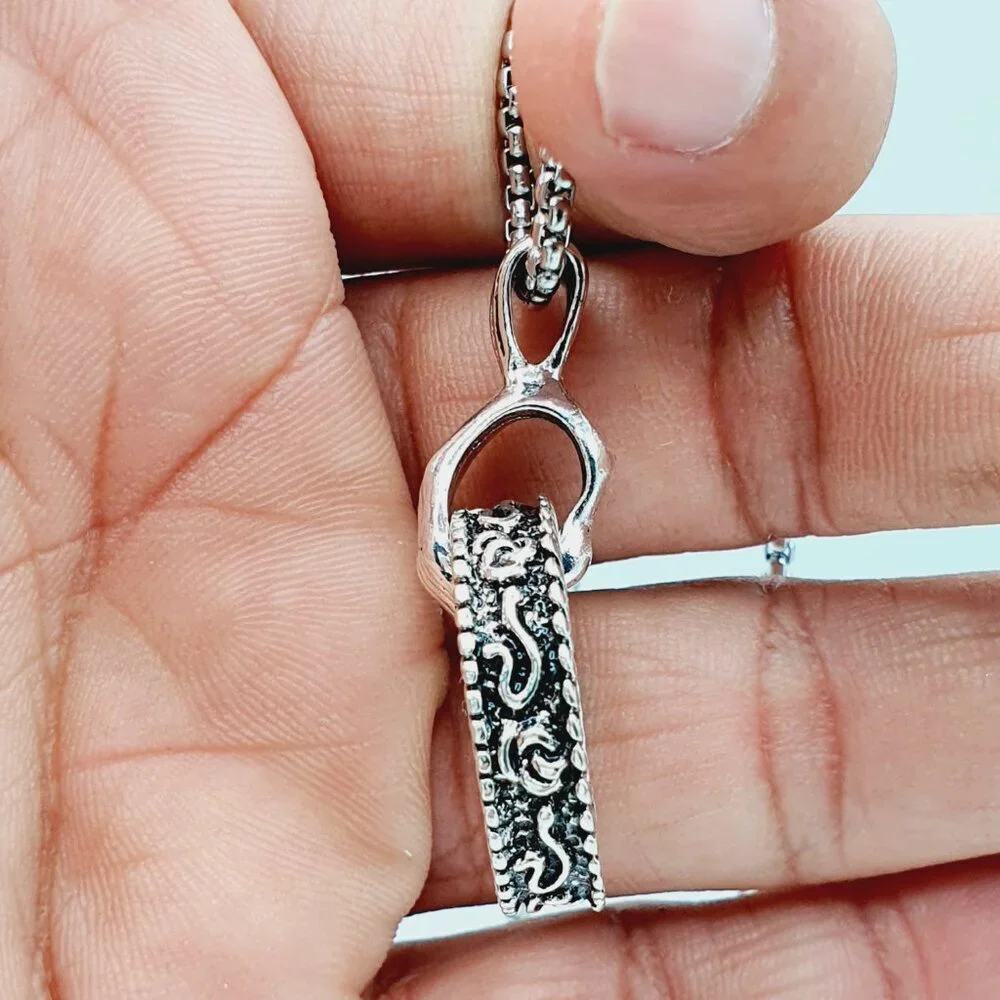 ❤️Vintage Fitness punk style skeleton Necklace , N90201P123